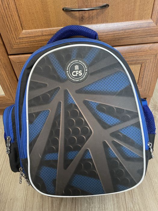 Рюкзак для мальчика 1-4 класс