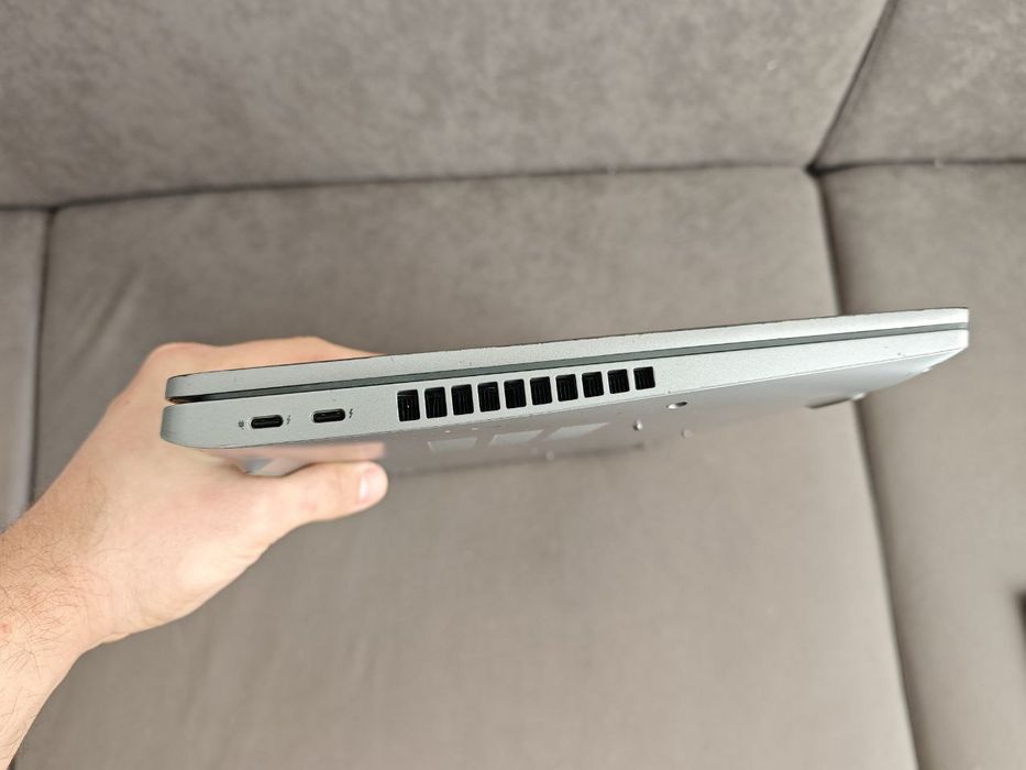 Dell Latitude 5520 16 /512 GB i5-1145G7