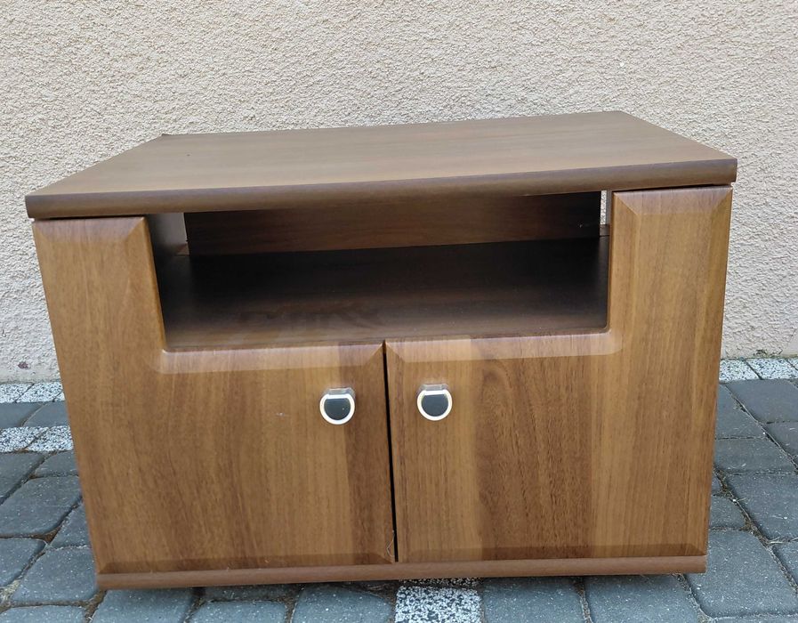 szafka pod telewizor