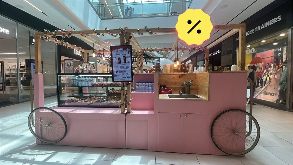 Vende-se Quiosque Comercial Premium | 3,50 m x 1,50 m | vitrine refrigerada 580 L