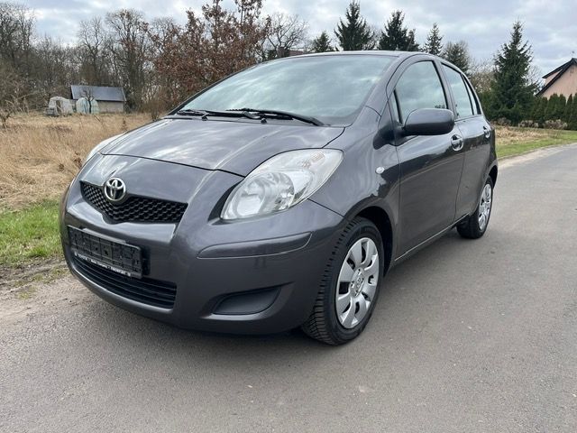 Toyota Yaris Bardzo zadbany w doskonałym stanie technicznym