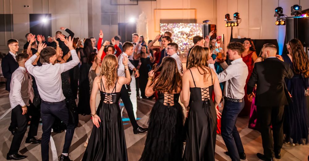 Dj  na 18 urodziny, wesele   imprezy okolicznościowe, wesela