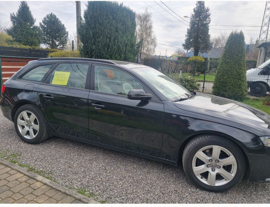 Audi A4B8 Avant 2011r 2.0d