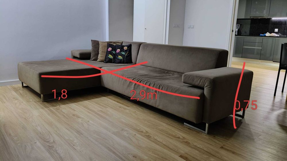 Sofá com chaiselongue