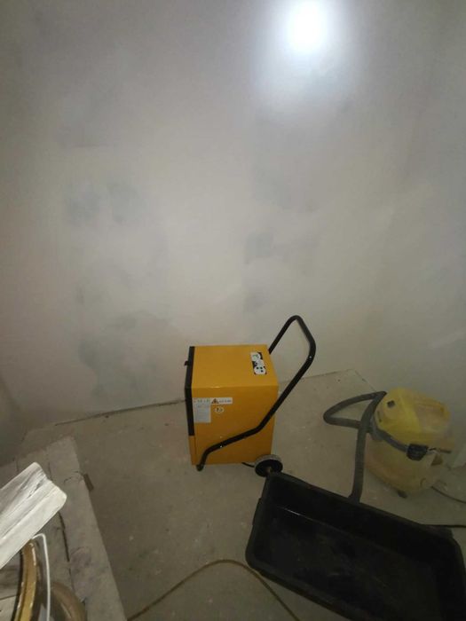 Wynajem Osuszacz Powietrza -osuszanie budynków,mieszkań,Ozonowanie