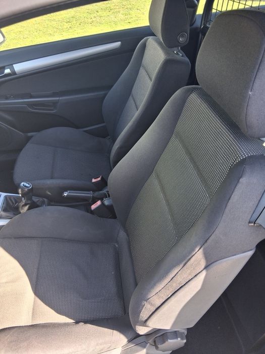 Opel astra gtc 1.3