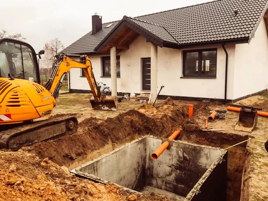Uslugi mini traktorkiem i mini koparką oraz uslugi ogrodnicze