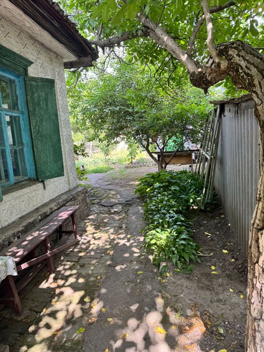 Продається квартира в приватному будинку