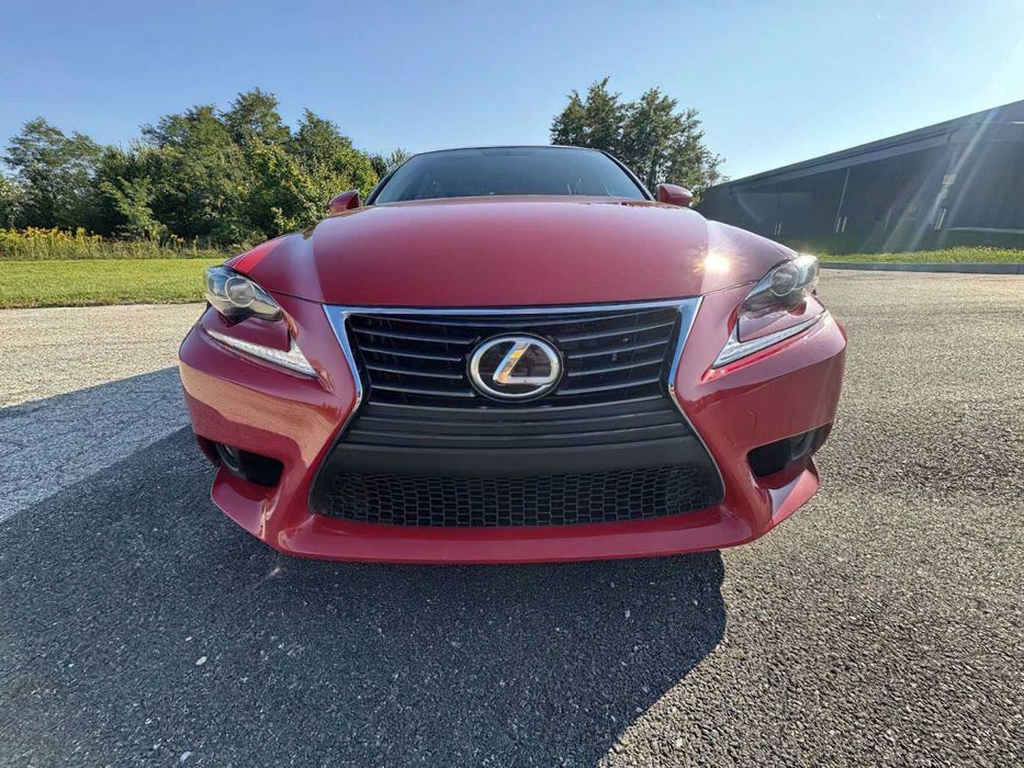 Lexus IS 300      2016