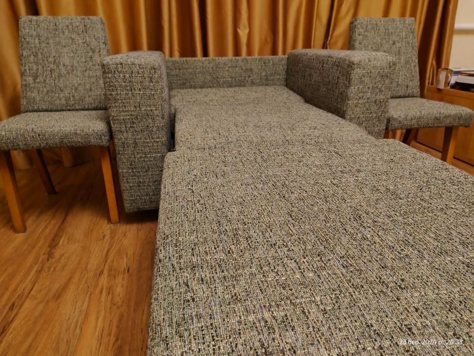 Продам розкладне крісло