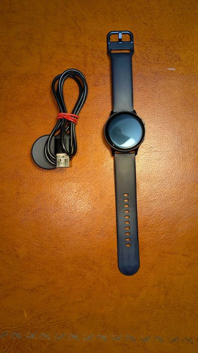 Смарт-годинник Samsung Galaxy Watch Active 2 - б/у