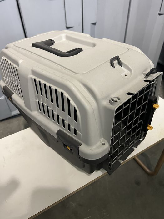 Caixa de transporte para cães e gatos