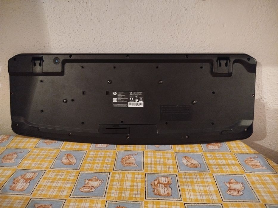 2 Teclado mecânico Asus GK1100 / HP 300