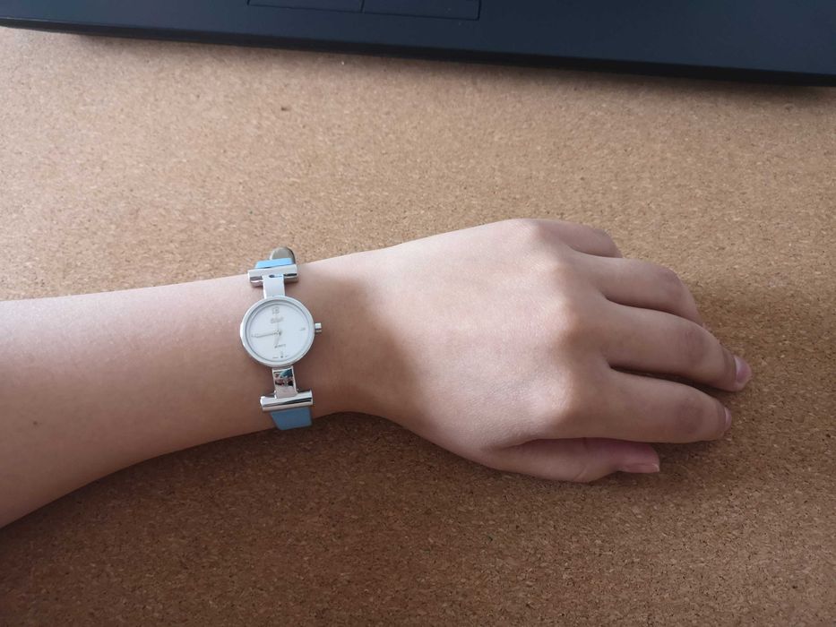 Relógio azul da Slick