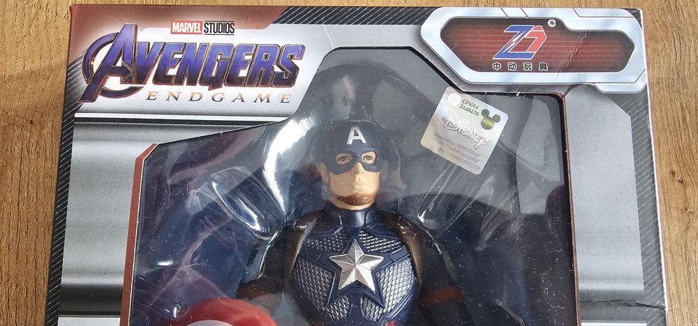 Figurka Avengers Kapitan Ameryka