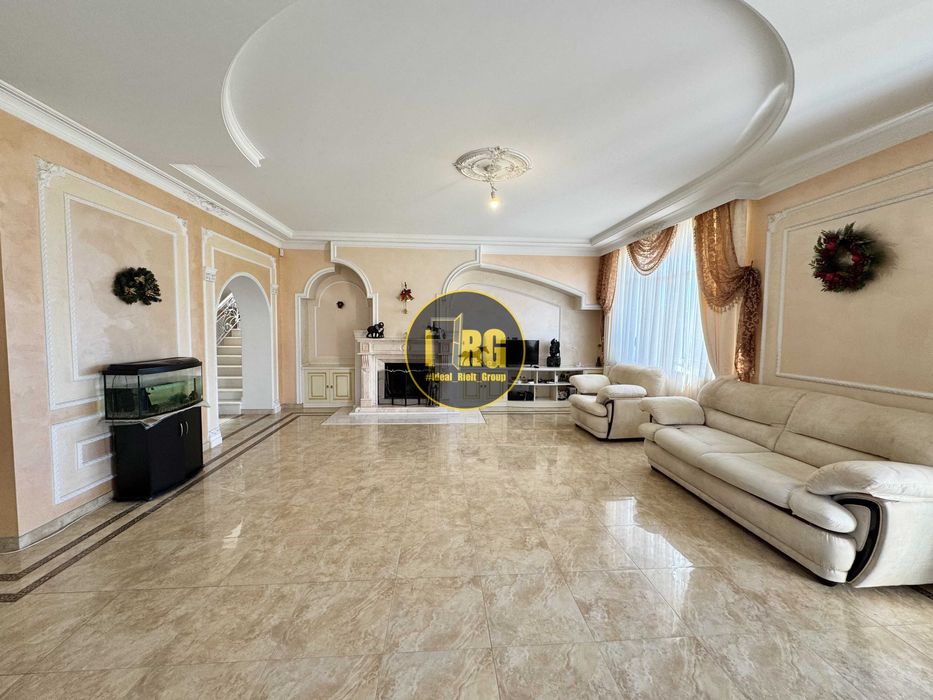 БЕЗ%, Дом 572м², 20 соток, 6 комнат, ул. Пролесковая, Белогородка