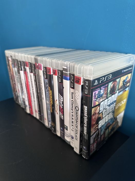 PS3 Slim + 22 jogos + 1 comando