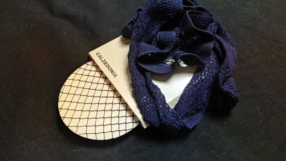 Rajstopy kabaretki Calzedonia S M • granatowe • duże oczka • nowe