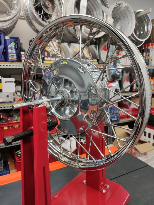 Centrowanie i zaplatanie kół WSK MZ Junak M 72 K 750 Ural Dniepr