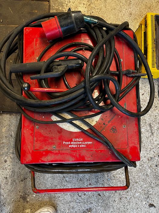 Spawarka transformatorowa 230A 380V – sprawna, mocna, polska produkcja