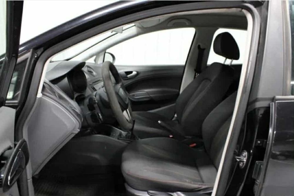 Aceito retoma  veículo económico em m bom estado