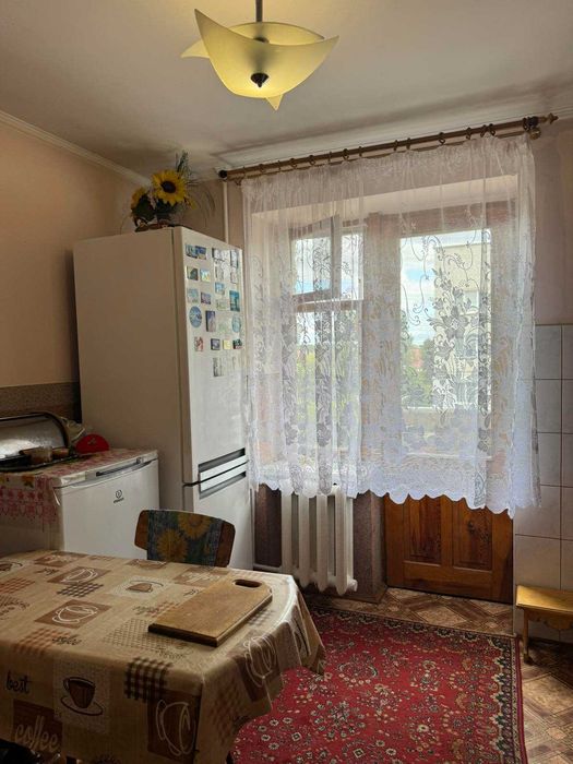 3-х кімнатна квартира, м. Жовква