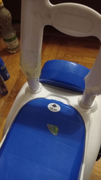 Детский автомобиль для езды