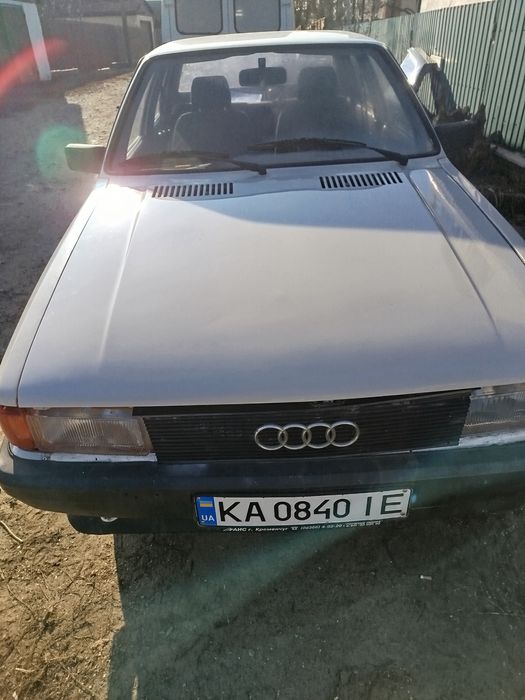 Продам Ауди 80 б 2. 1200 s