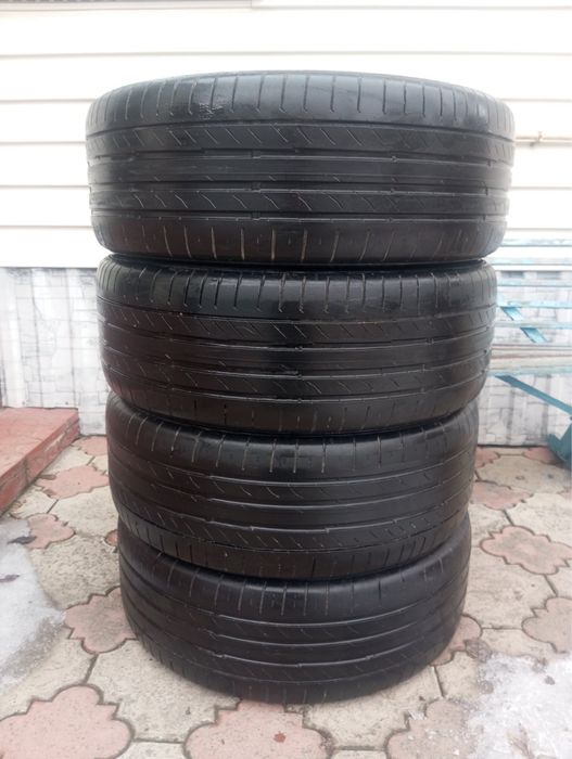 Continental 235/45 r19