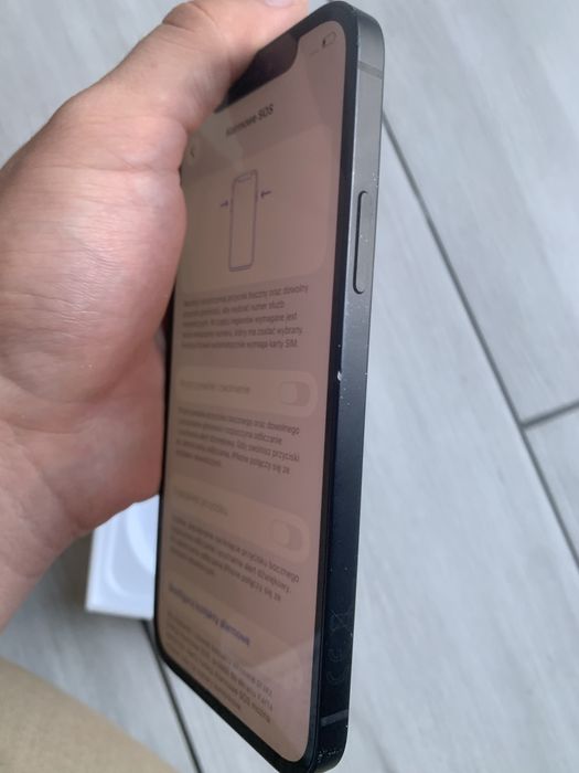 iPhone 12 256GB Czarny, ekran idealny, bateria 77%