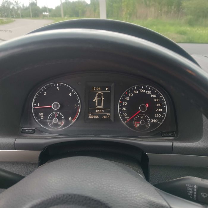 Volkswagen Touran, 2013 рік