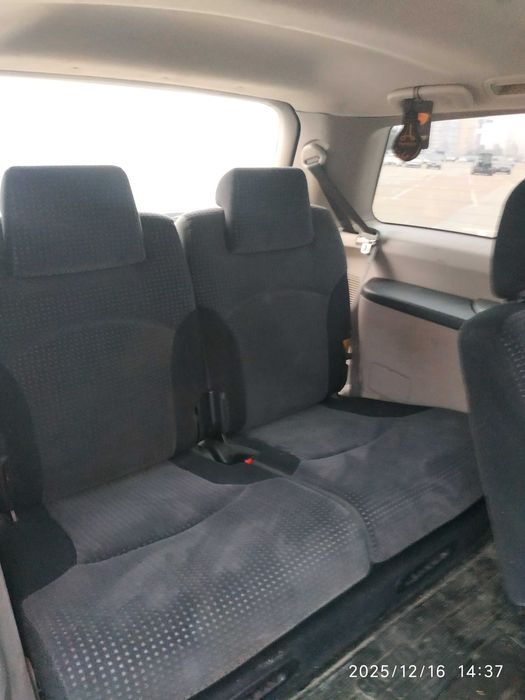 Mitsubishi Grandis 2006 Автомат