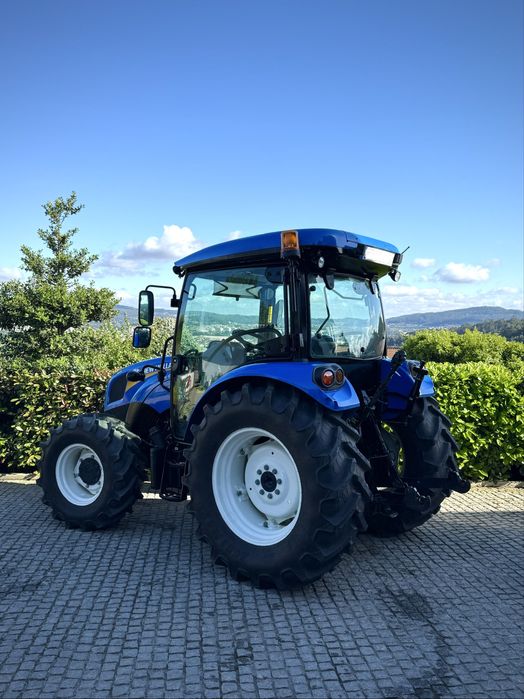 New Holland T4 75S // 600h // Nacional