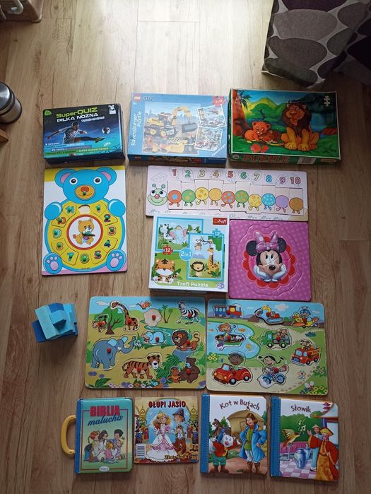Puzzle, wkładanki i książki dla dzieci