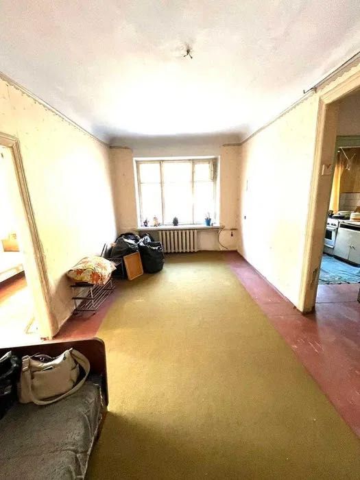 Продам 2-ух комн квартиру