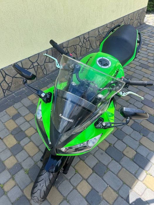 Kawasaki ninja 400r