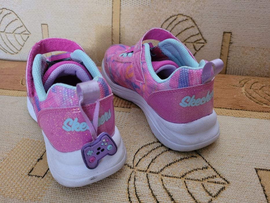 Buty SKECHERS dla dziewczynki