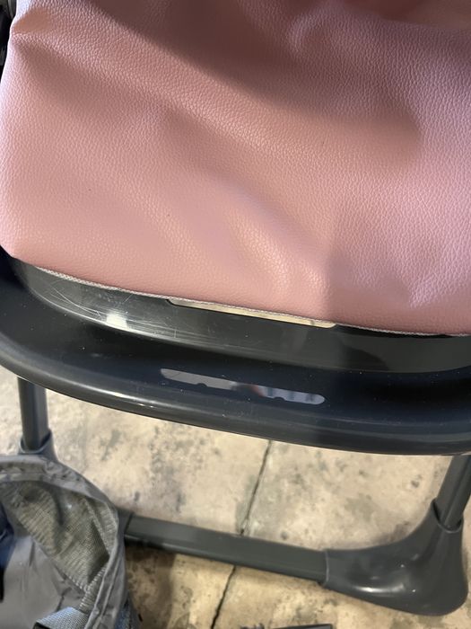 Krzesełko do karmienia Taste