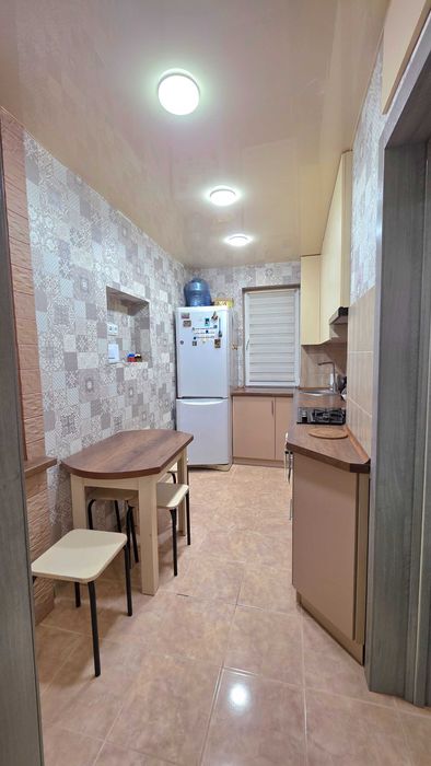 2-кімнатна квартира по вул.Леонтовича. (р-н) Стадіону