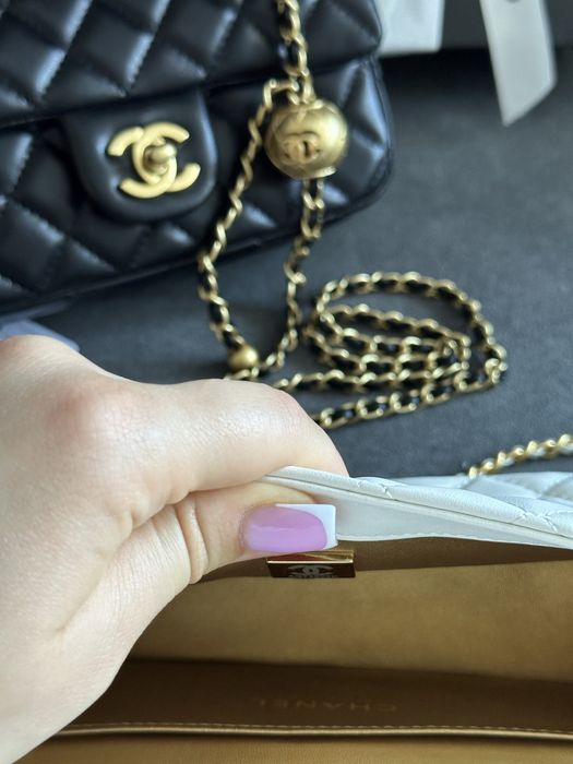 Сумка шкіряна chanel, шанель біла та чорна