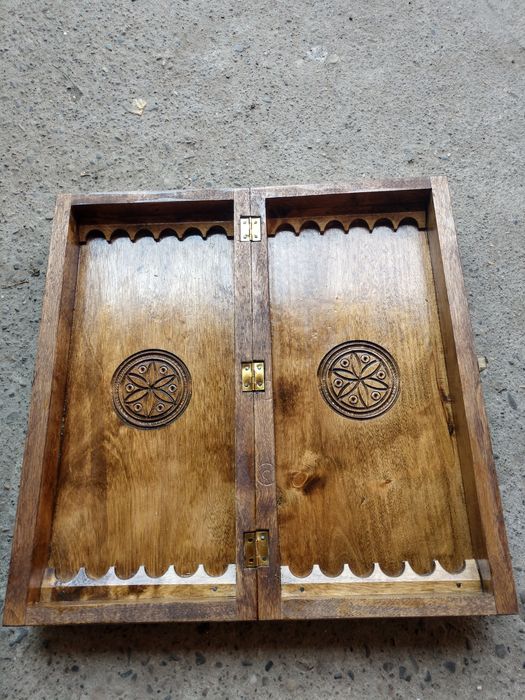 Шахи, шахматы, настільна гра шахи, три в одному, шашки, шахи, нарди