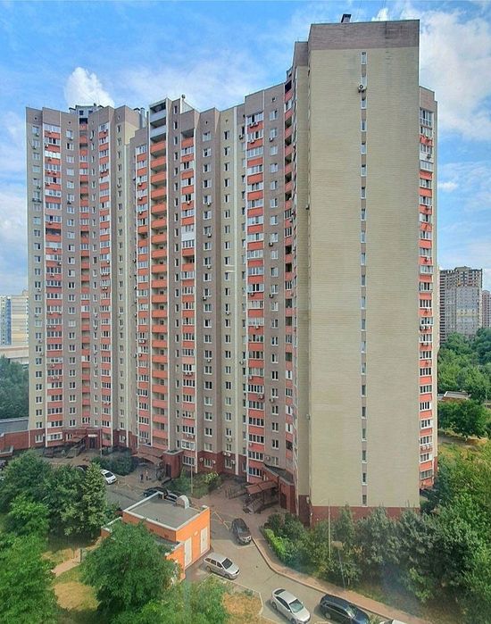 3к, Григоренко 14, термодом, 95м2, генератор, метро Позняки 15  хвилин