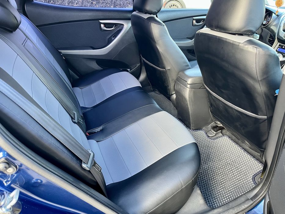 Хюндай Елантра 2011 рік, 1.8 Hyundai Elantra