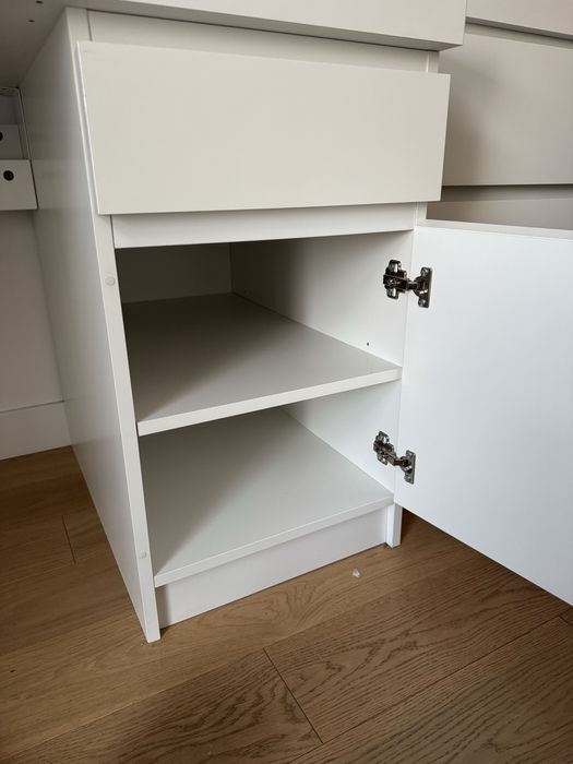Biurko ikea malm w bardzo dobrym stanie