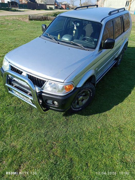 Мітсубісі паджеро спорт