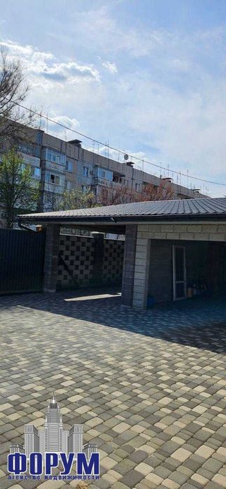Современный дом на Правом