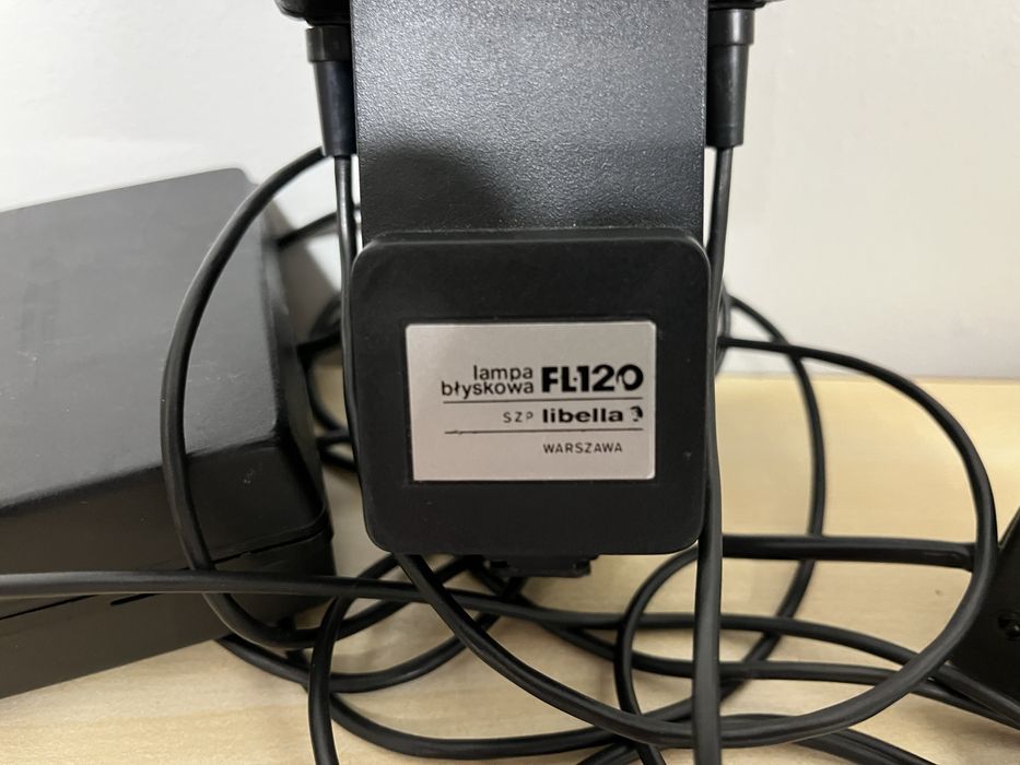Lampa błyskowa Libella S120 do aparatu