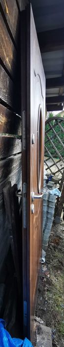 Drzwi zewnętrzne antywłamaniowe