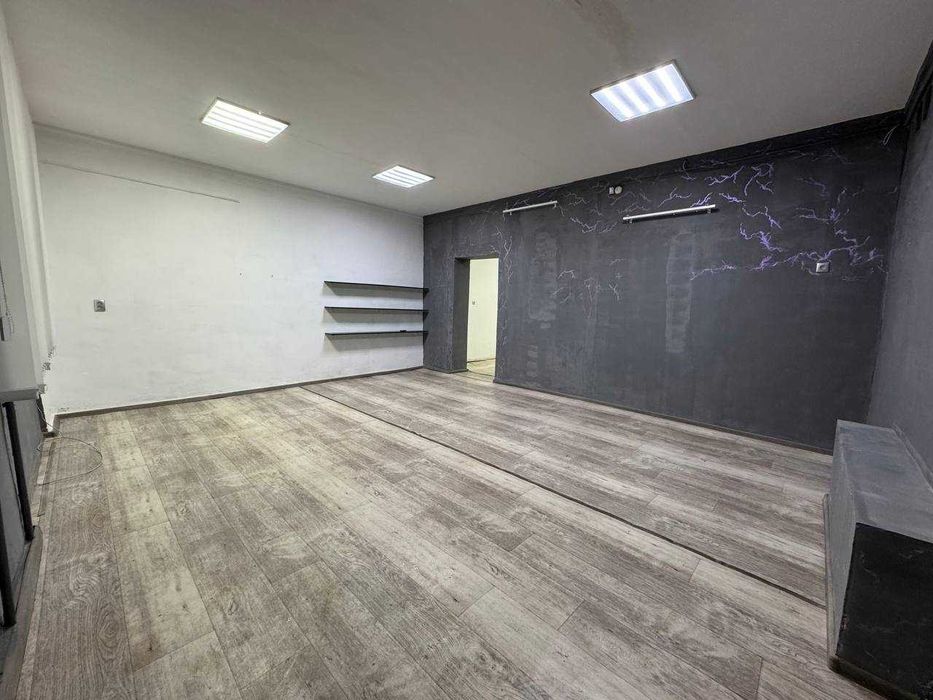 Оренда комерційного приміщення в м. Березне, 62 м. кв.