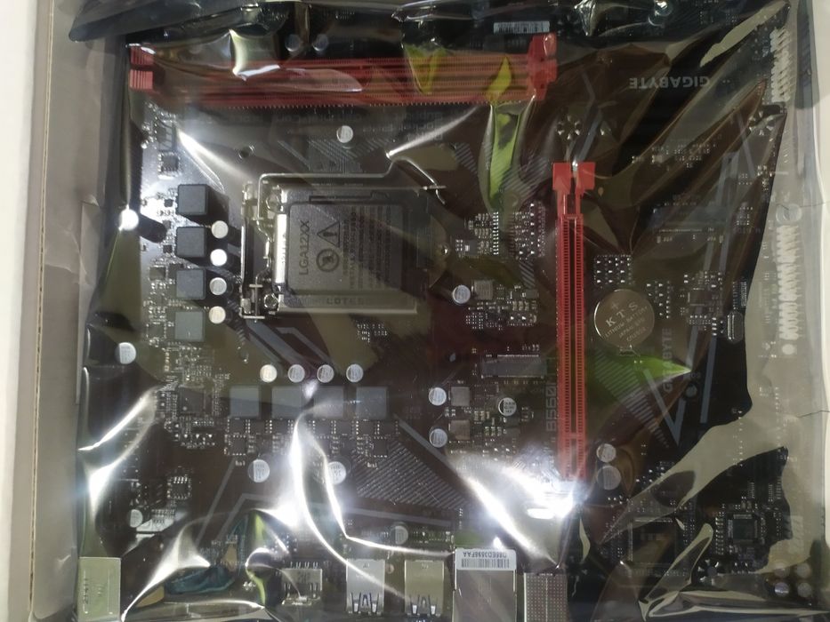 Материнская плата GIGABYTE B560M H s1200 B560 4xDDR4 M.2 HDMI-VGA Type